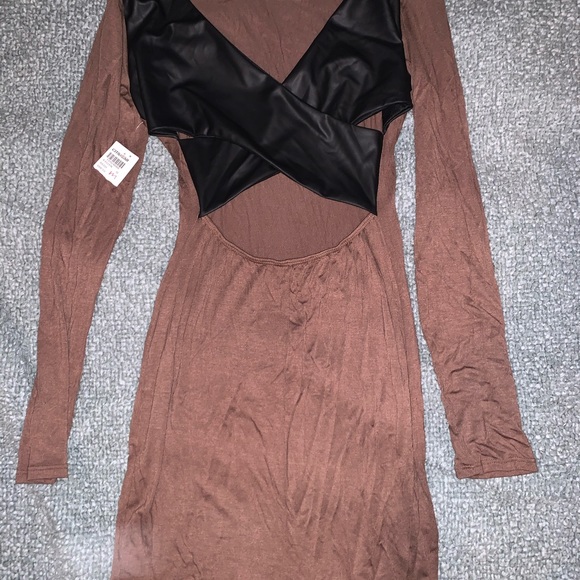 Midi brown dress with faux leather back detail - Picture 2 of 2